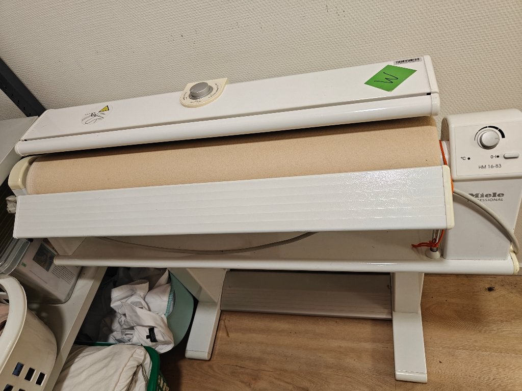 Miele HM 16-83 Mangel, Ophalen, Gebruikt, Strijkijzer met snoer