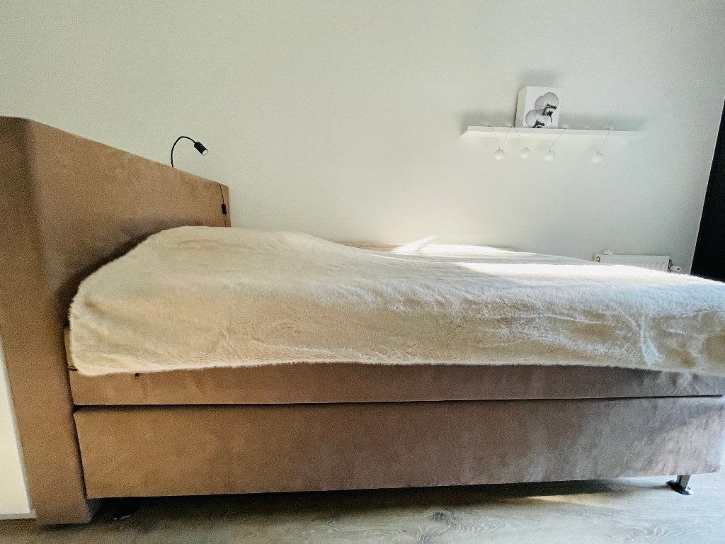 Boxspring 120x200 Hälsing (Alcantara), Ophalen, Zo goed als nieuw, Twijfelaar, 120 cm