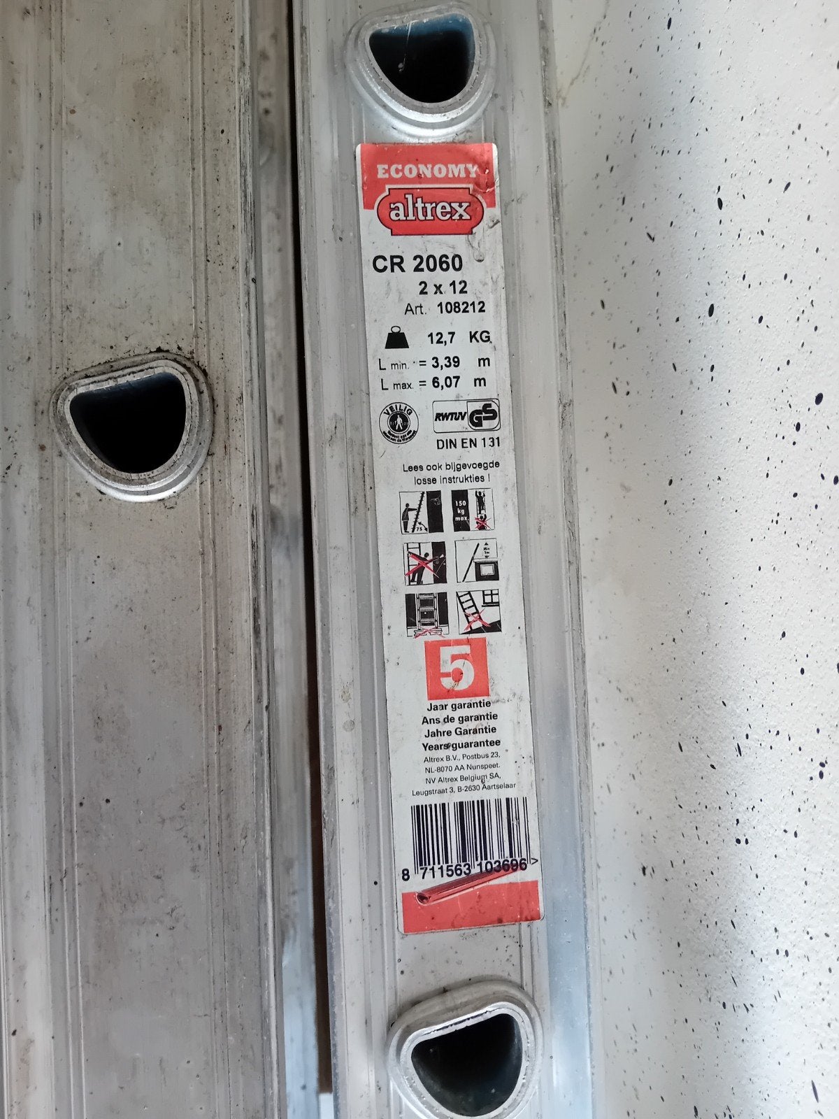 Ladder zie foto, Doe-het-zelf en Verbouw, Ladders en Trappen, Ophalen of Verzenden, Zo goed als nieuw, Minder dan 2 meter
