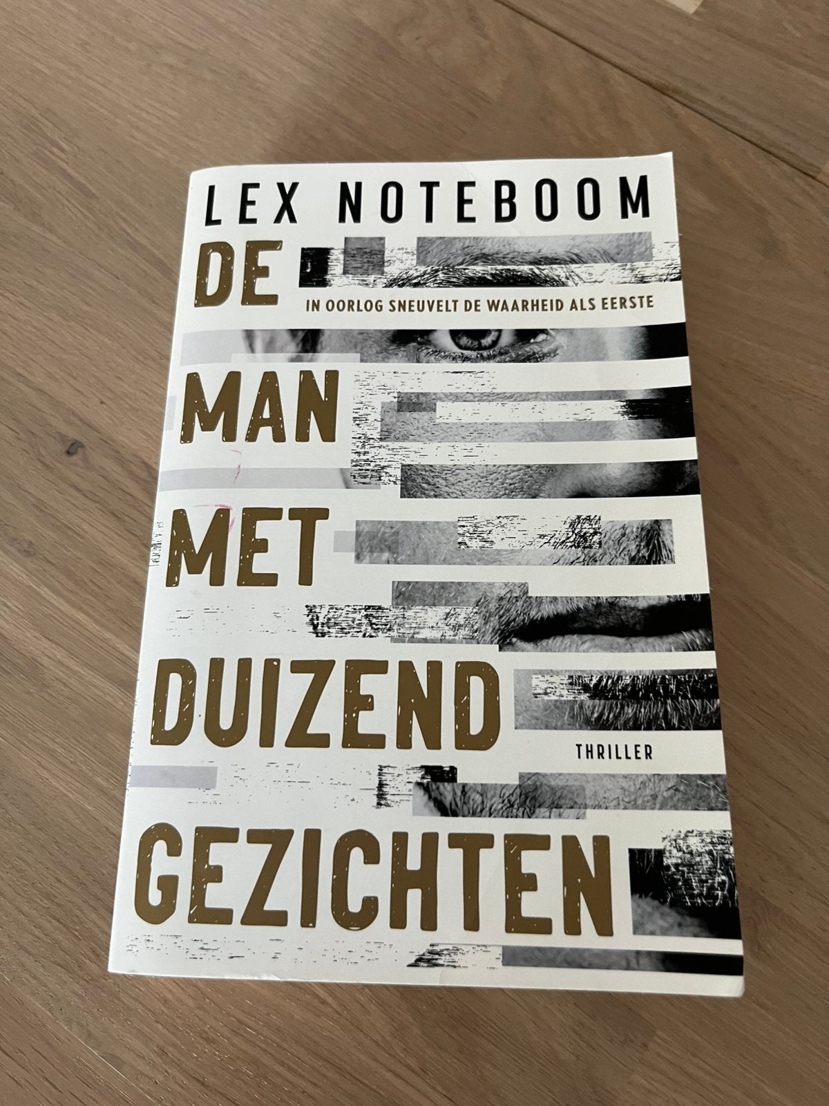 Lex Noteboom - De man met duizend gezichten, Ophalen of Verzenden, Zo goed als nieuw, Lex Noteboom