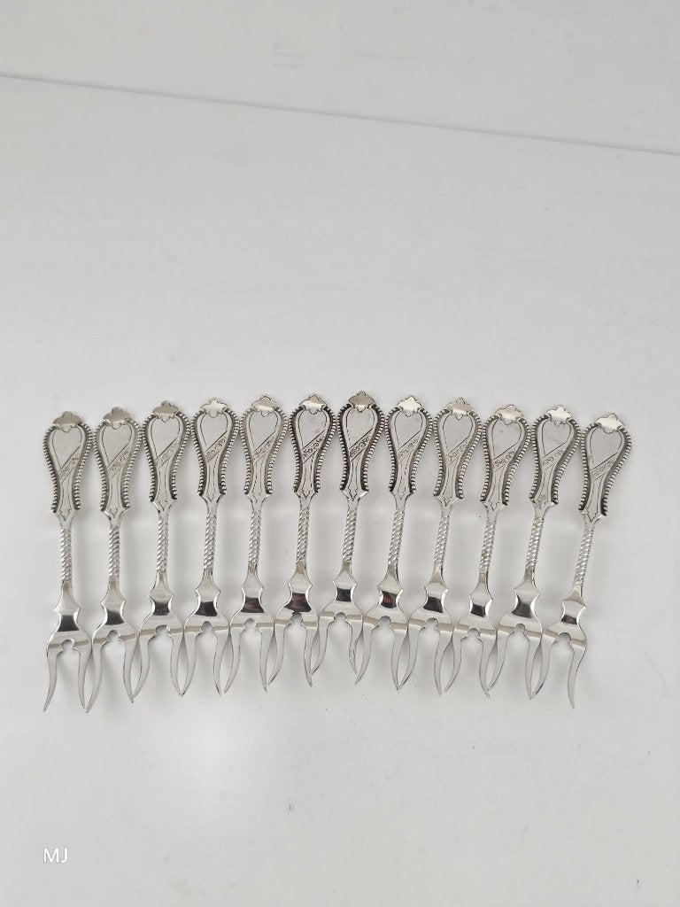 12 zilveren belegvorkjes                                 Z93, Ophalen of Verzenden, Zilver