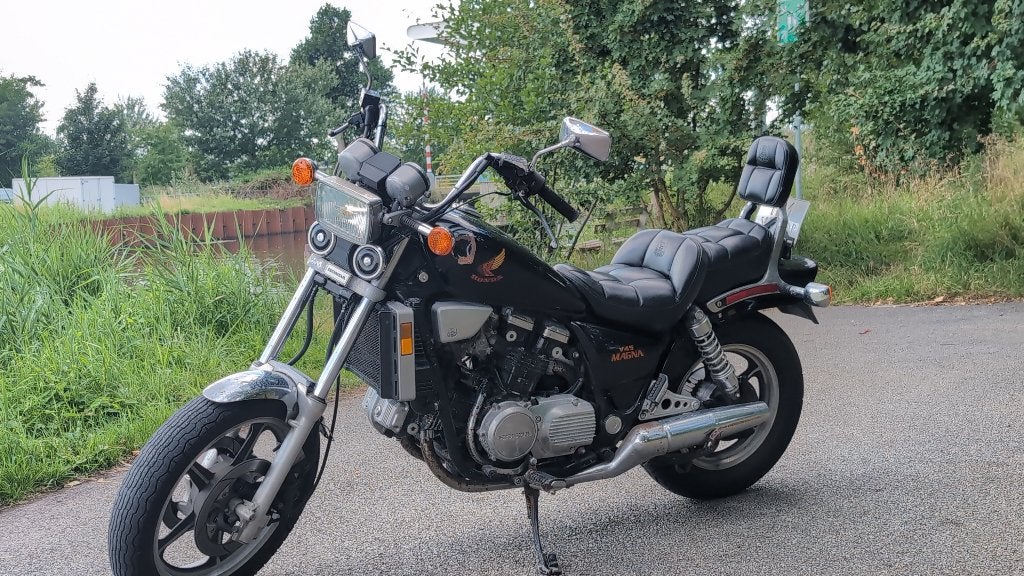 Honda Magna V45 Chopper VF 750C | Stoere V4 Cruiser, Motoren, Motoren | Honda, Cardan-aandrijving, 4 cilinders, Gebruikt, Particulier