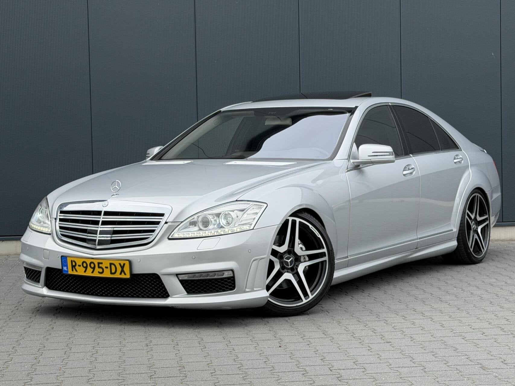 Mercedes S-klasse 500 S65 AMG Uitgevoerd - Schuifdak - Young, Automaat, 5461 cc, Achterwielaandrijving, Gebruikt