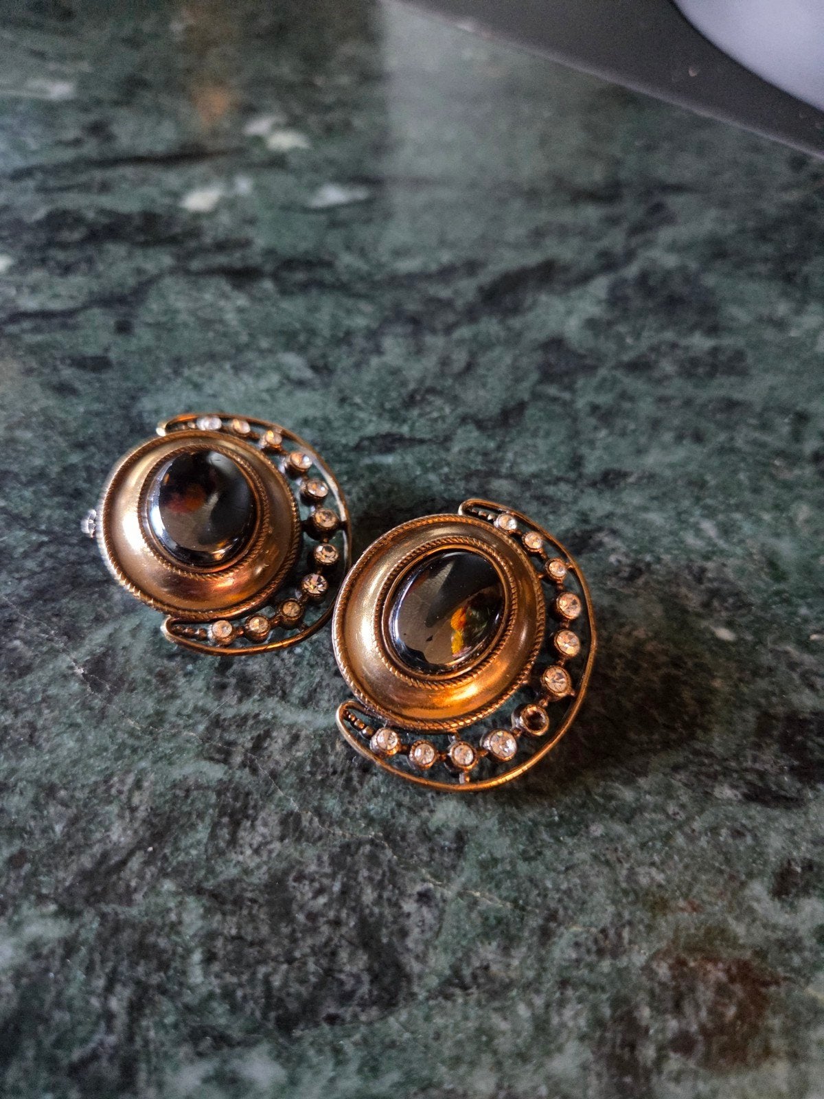 Elegante Oorbellen van  ermani bulatti met  Zwarte Steen en, Sieraden, Tassen en Uiterlijk, Overige materialen, Gebruikt, Zwart