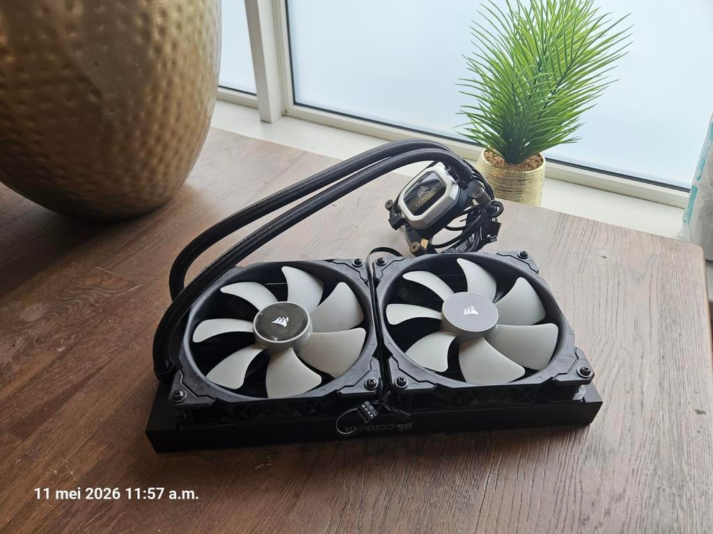 Corsair H150i AIO Waterkoeler, Computers en Software, Computerkoelers, Gebruikt, Waterkoeling, Ophalen of Verzenden