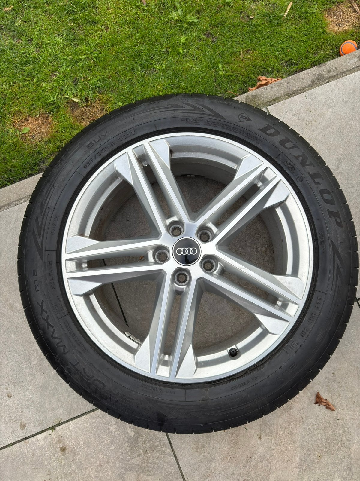 Originele Audi Q5 SQ5 19 inch velgen – zomerbanden 235/55R19, Velg(en), 235 mm, Zomerbanden, Ophalen