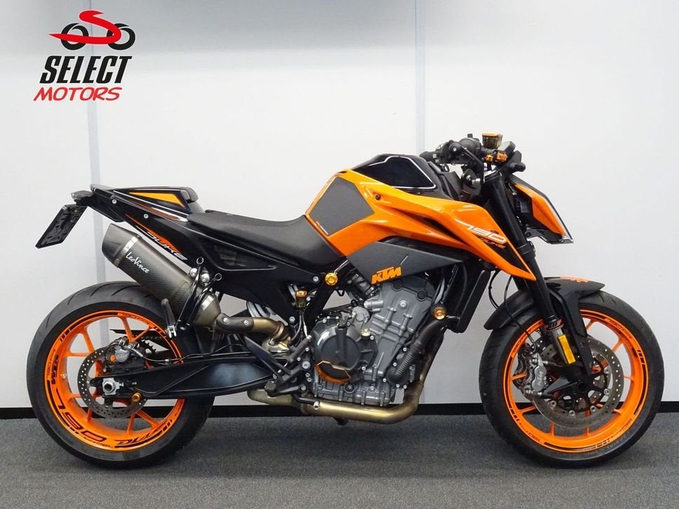 ***KNEITERDIKKE KTM 790 DUKE LEOVINCE 2022 TRACKPACK***, 2 cilinders, KTM, Motorrijbewijs A, Onbekend