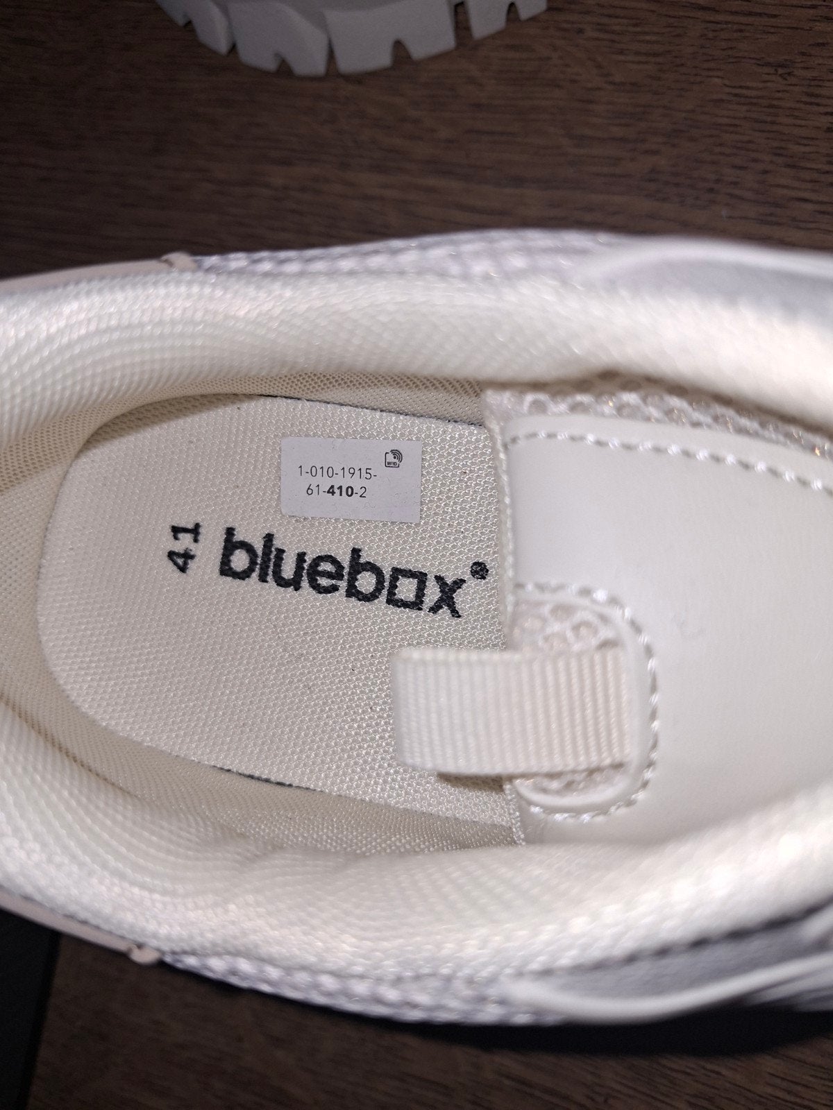 Bluebax sneakers NIEUW, Blue Box, Wit, Nieuw, Ophalen of Verzenden
