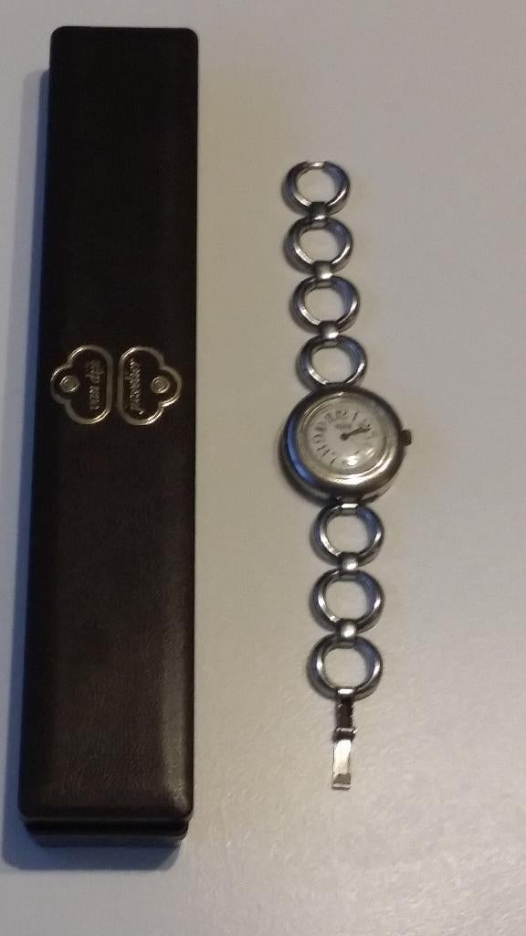 Heel veel horloges in 1 koop waaronder dkny, vintage monte, Ophalen of Verzenden, Gebruikt, Staal, DKNY