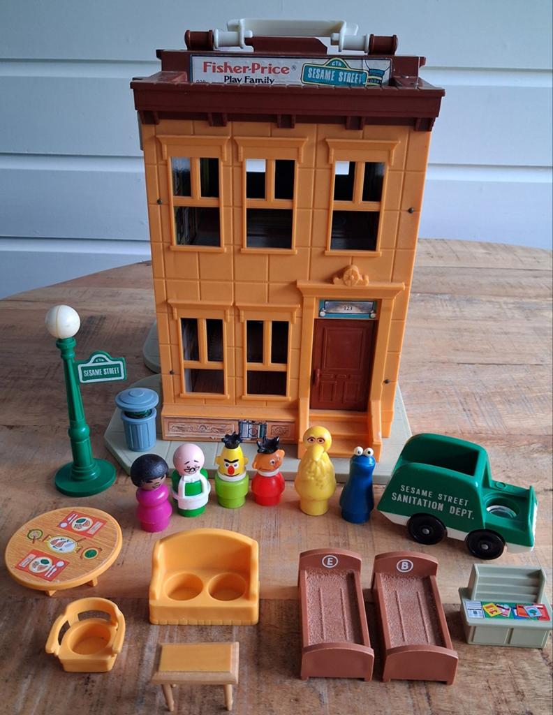 Vintage Fisher Price Sesamstraat Play Family House, Ophalen of Verzenden, Gebruikt, Speelset
