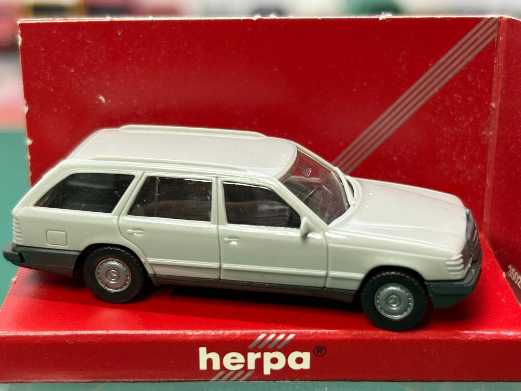 Herpa Mercedes Benz 300TE IMG7152/3, Ophalen of Verzenden, Zo goed als nieuw, Auto, Herpa