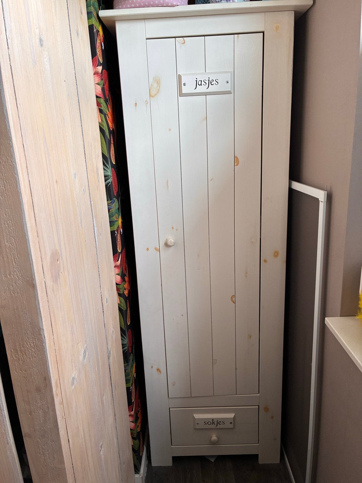Bedje, commode kast en plankje, Ophalen, Gebruikt, 105 cm of meer, Minder dan 50 cm