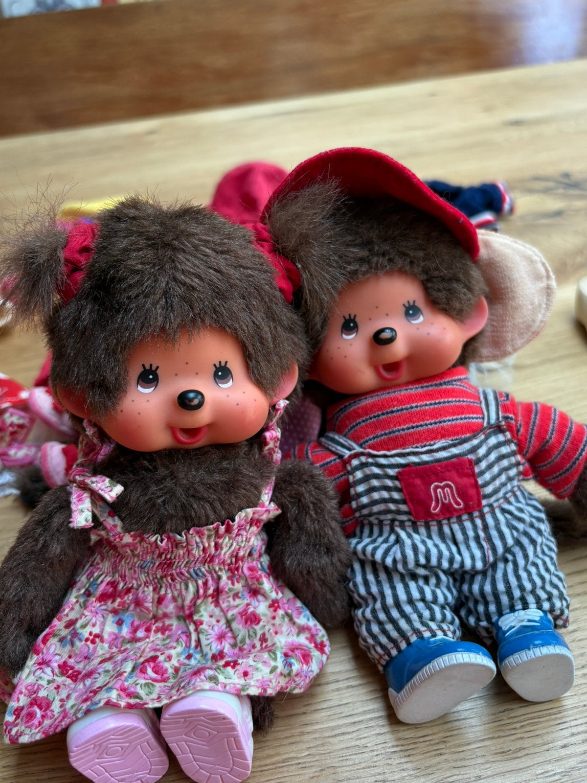 Monchhichi set meisje & jongen met kleding, Verzamelen, Poppen, Ophalen of Verzenden, Zo goed als nieuw, Pop