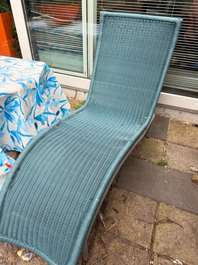 Ligbed van IKEA - Blauw wicker, Ophalen of Verzenden, Zo goed als nieuw, Wicker