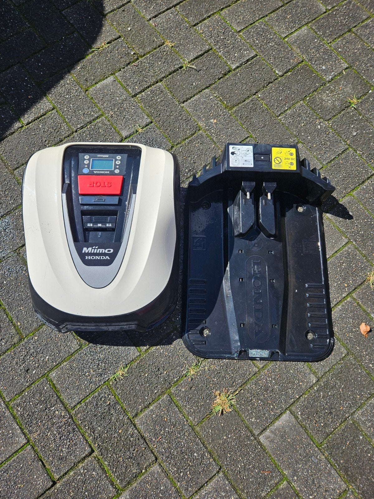 Honda Miimo robotmaaier - Gebruikt, maar in goede staat, Ophalen, Cirkelmaaier, Honda, Gebruikt