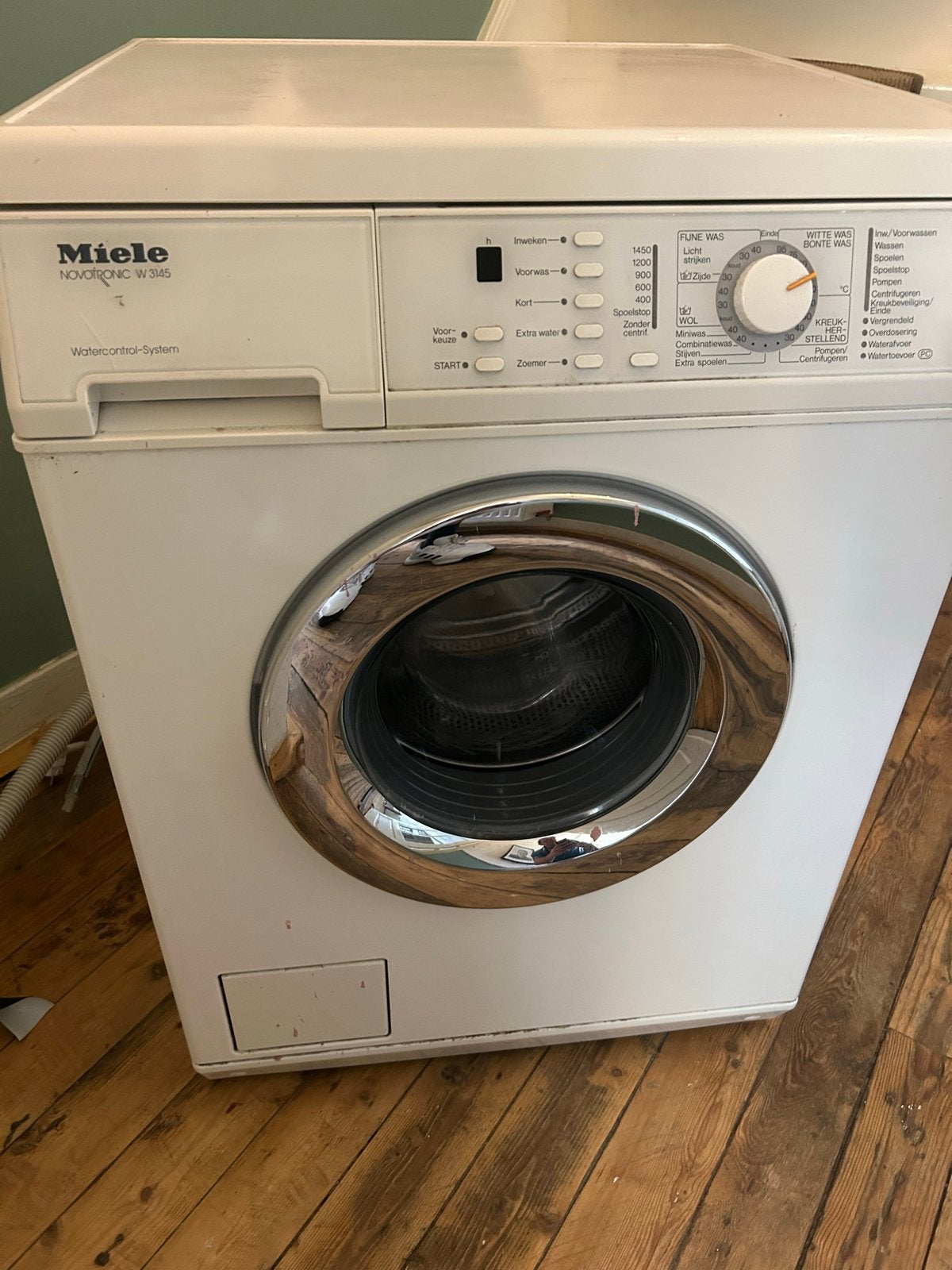 Miele Novotronic W 3145 Wasmachine - Werkt goed, Ophalen, Gebruikt, 85 tot 90 cm, 1200 tot 1600 toeren
