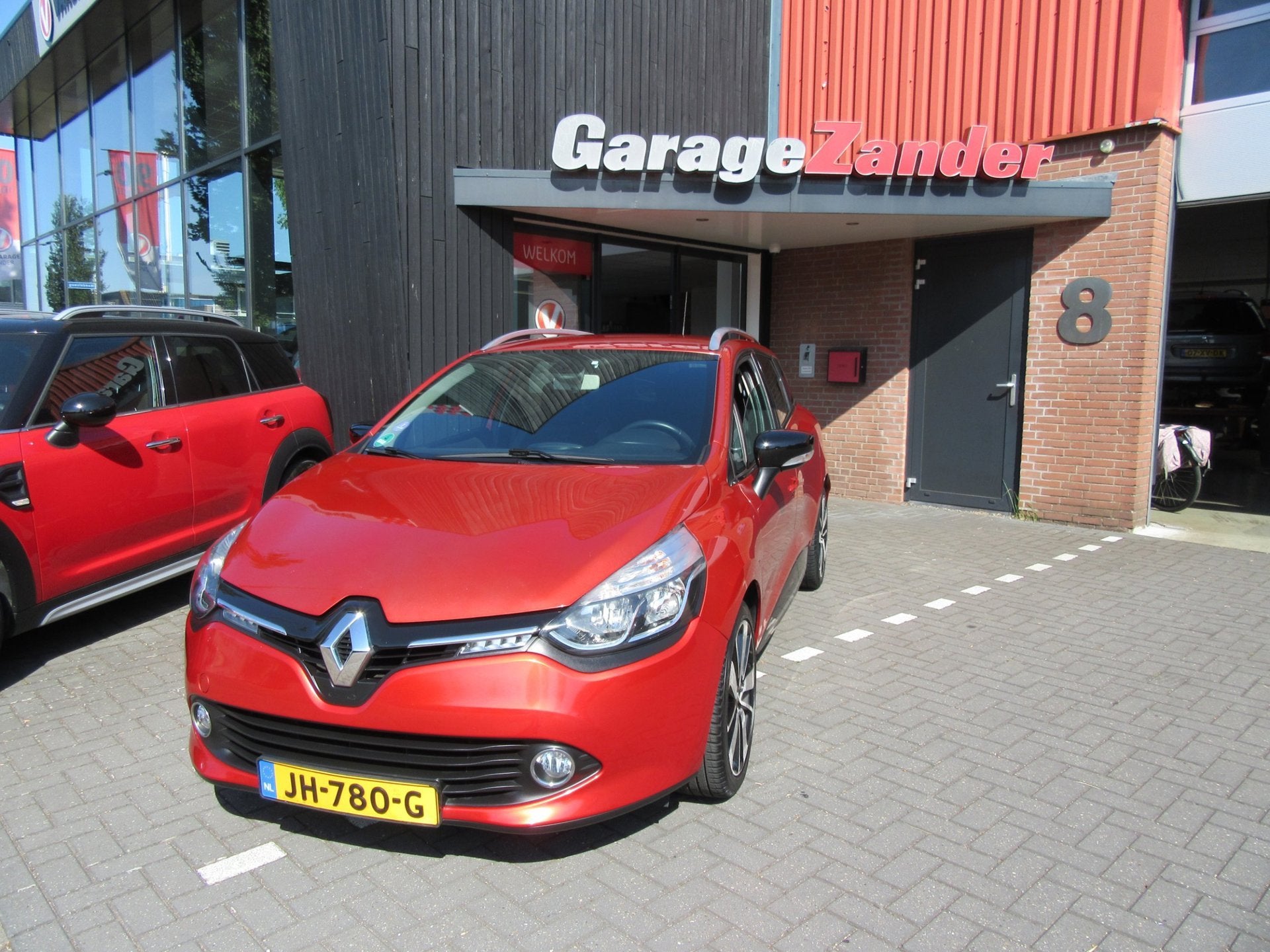 Renault Clio Estate 0.9 TCe Iconic, 898 cc, Gebruikt, Euro 6, 580 kg