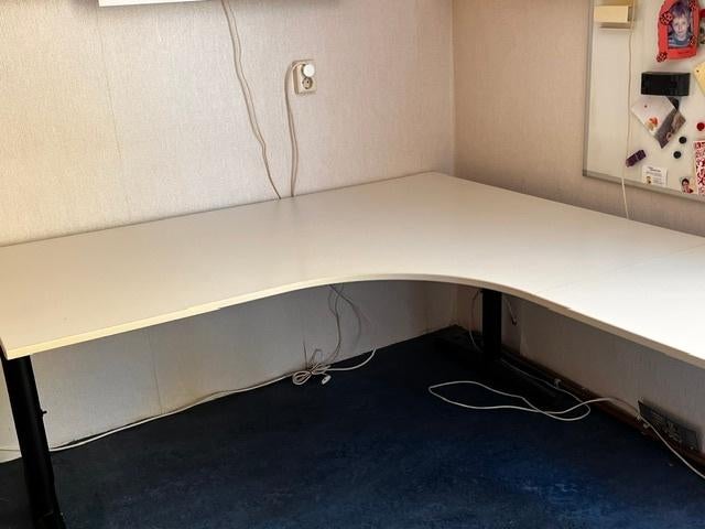bureau, Huis en Inrichting, Bureaus, Ophalen, 160 cm, Gebruikt, In hoogte verstelbaar