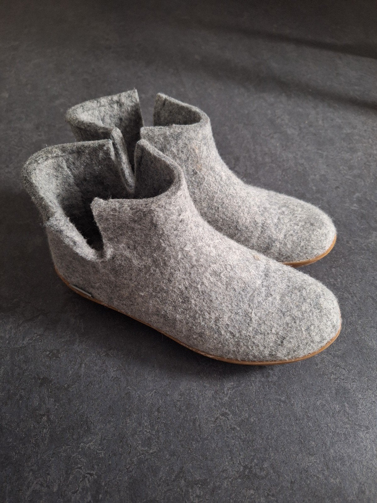 Gerups pantoffels maat 39, vallen ruim, Gerups, Ophalen of Verzenden, Gedragen, Pantoffels of Sloffen