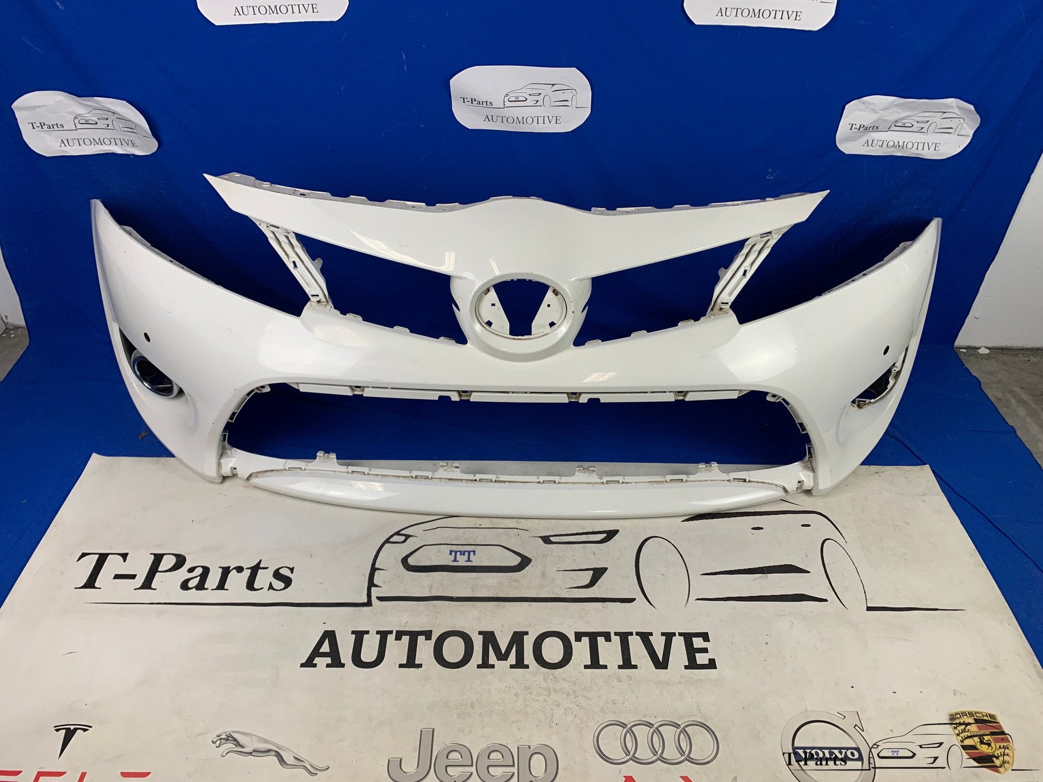 Toyota verso voorbumper bumper PDC, Auto-onderdelen, Info@fabrikant.eu, Ophalen of Verzenden, Toyota, Bumper