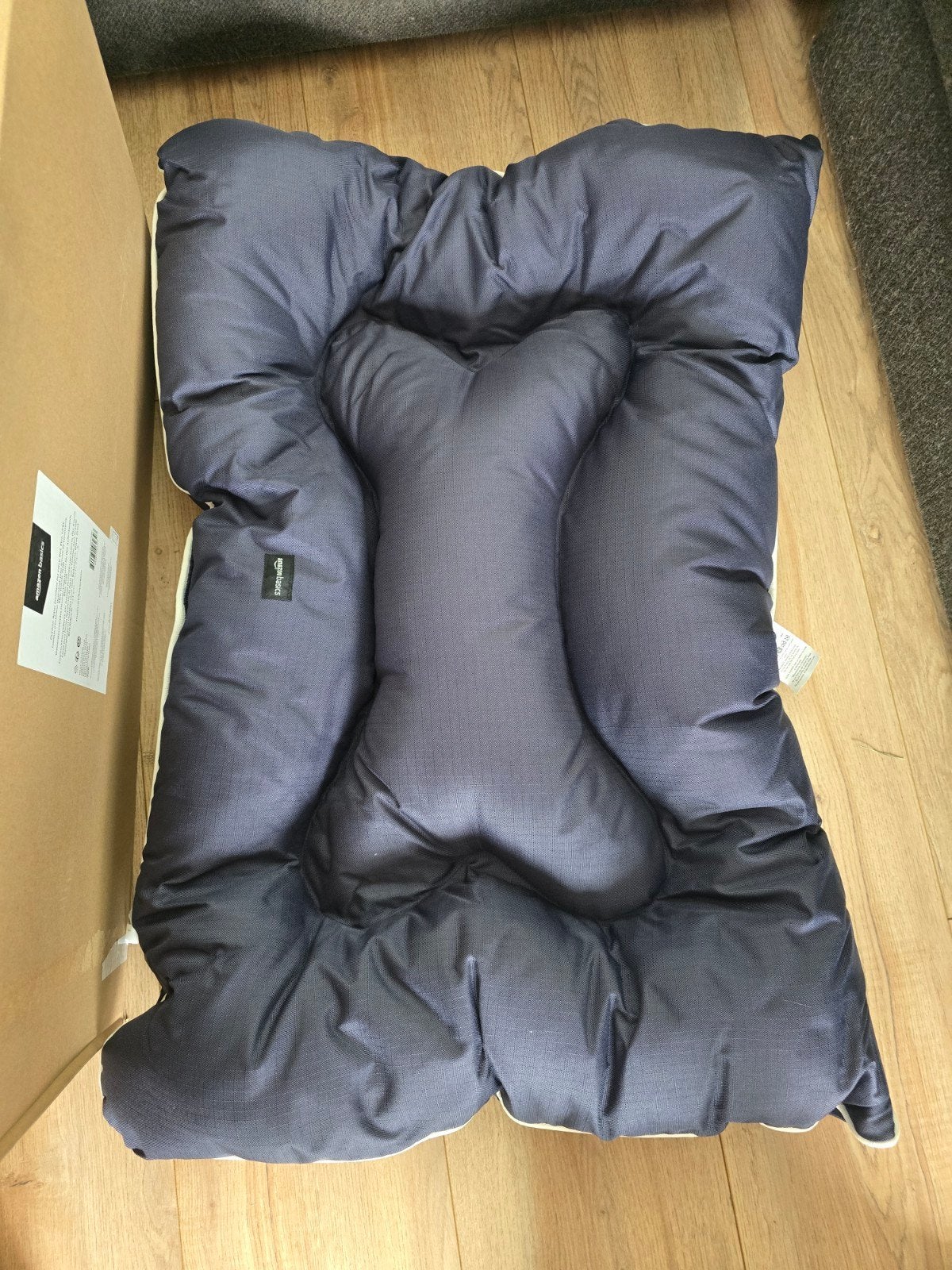 Nieuw groot hondenkussen kleur donkerblauw, Ophalen of Verzenden, Nieuw, Polyester