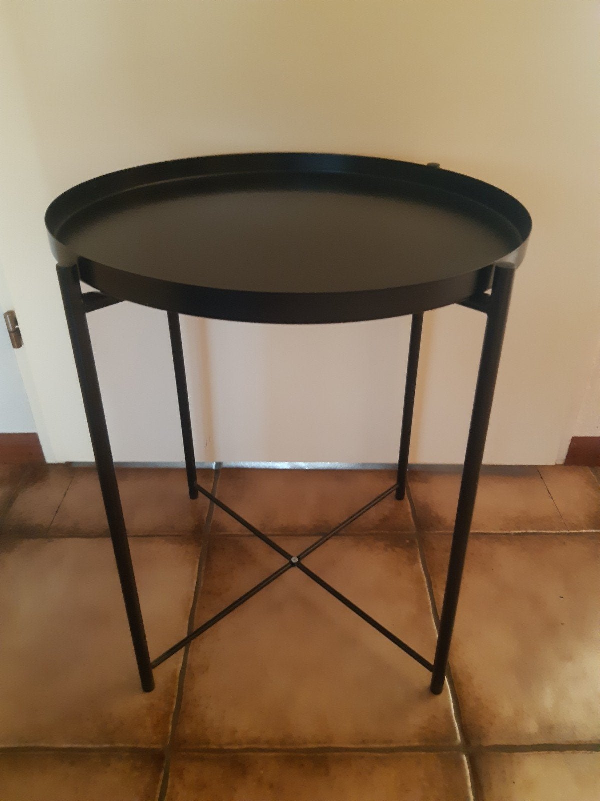 Bijzettafel / Metaal., Minder dan 55 cm, Metaal of Aluminium, Rond, Zo goed als nieuw
