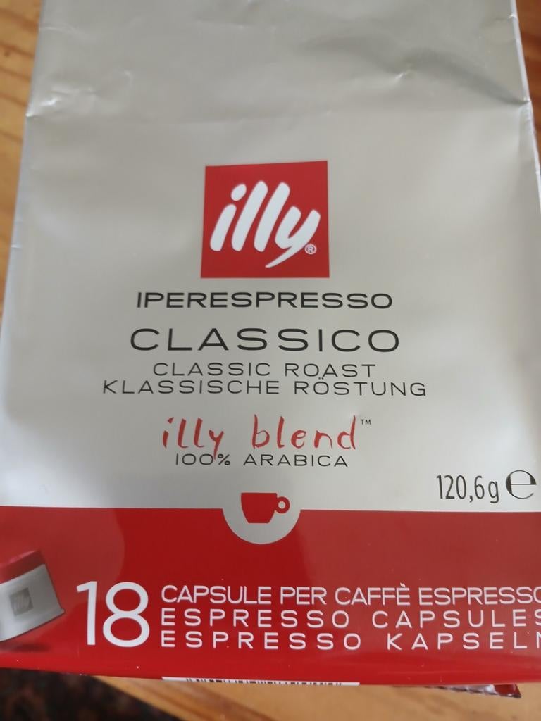 9 cups illy cups., Ophalen of Verzenden