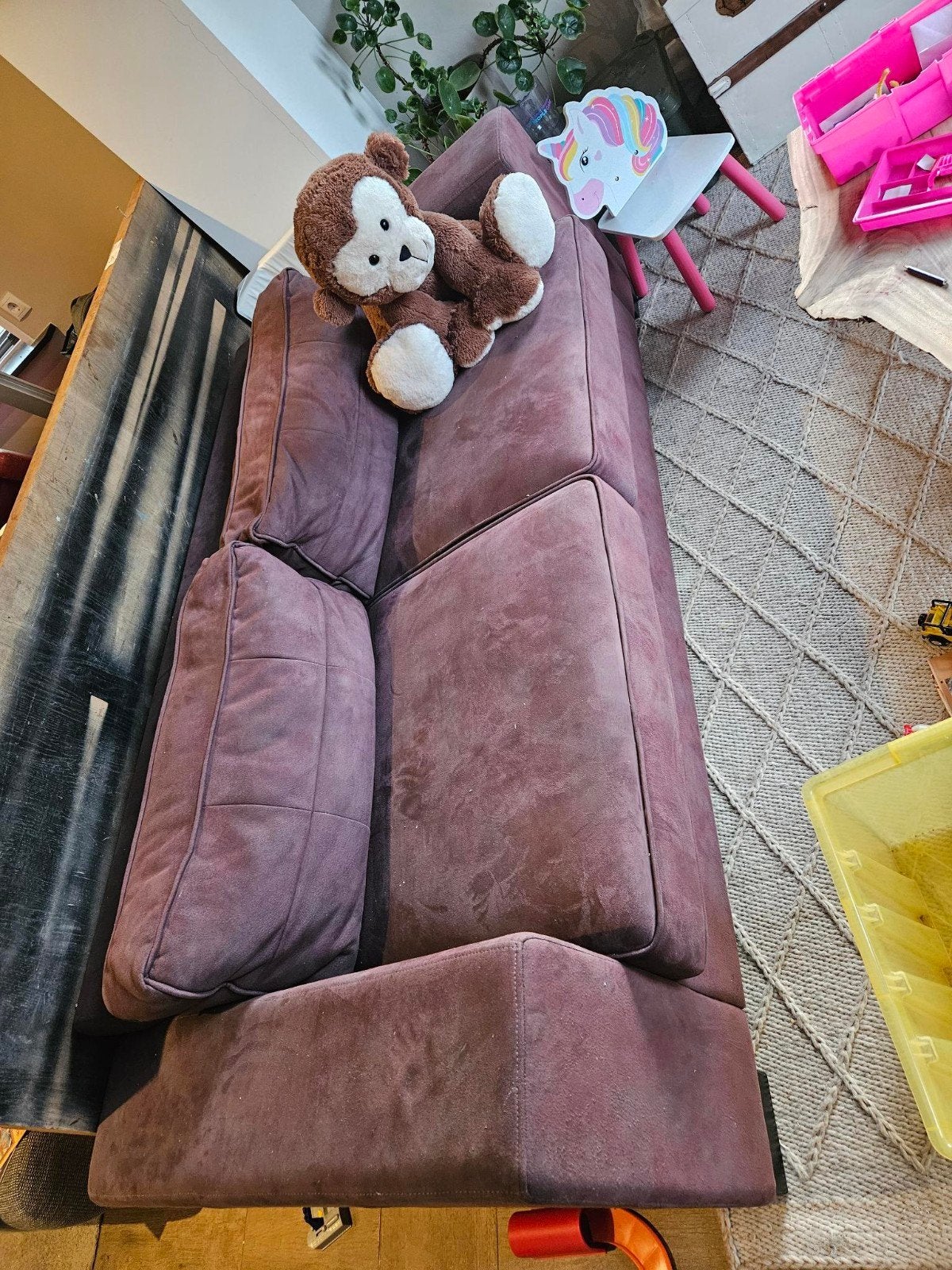 Gratis Comfortabele 2,5 & 3-zits bank, Gebruikt, Driepersoons, 75 tot 100 cm, Ophalen of Verzenden