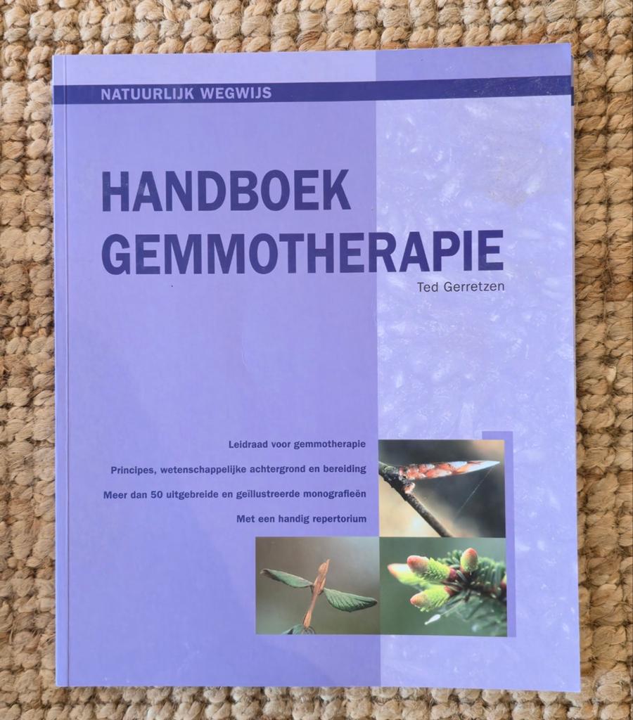 T. Gerretzen - Handboek gemmotherapie, Kruiden en Alternatief, Zo goed als nieuw, T. Gerretzen, Ophalen of Verzenden