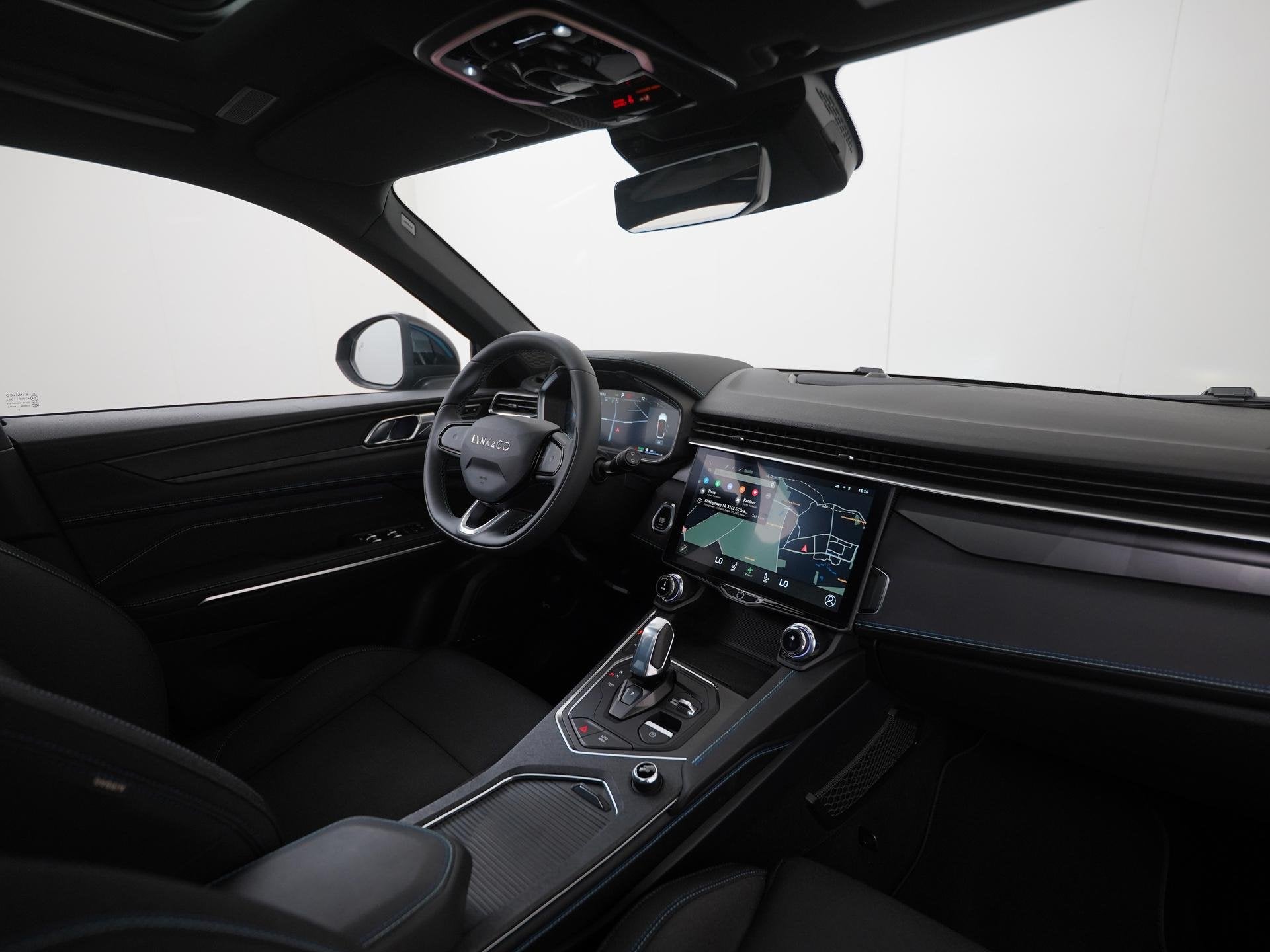 Lynk & Co 01 1.5 PHEV | Panoramadak | Camera | Memory Stoel, Auto's, Stof, Euro 6, Zwart, Bedrijf