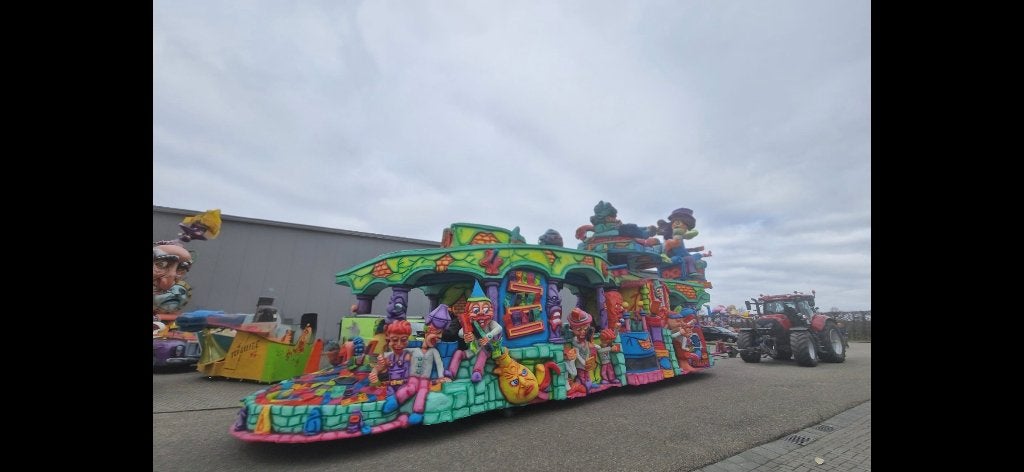 Carnavalswagen - Prinsenwagen, Ophalen, Zo goed als nieuw, Overige typen, Carnaval