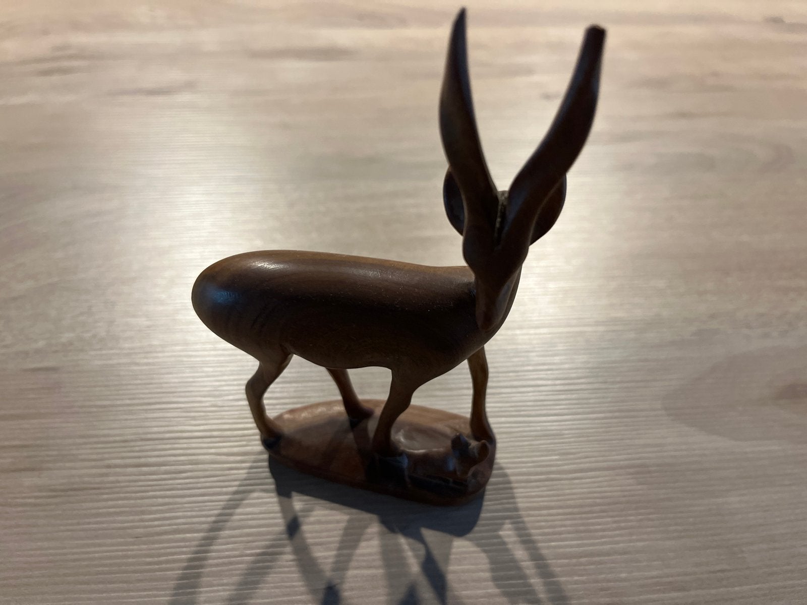 Vintage houten hertje - decoratief beeldje, Ophalen of Verzenden
