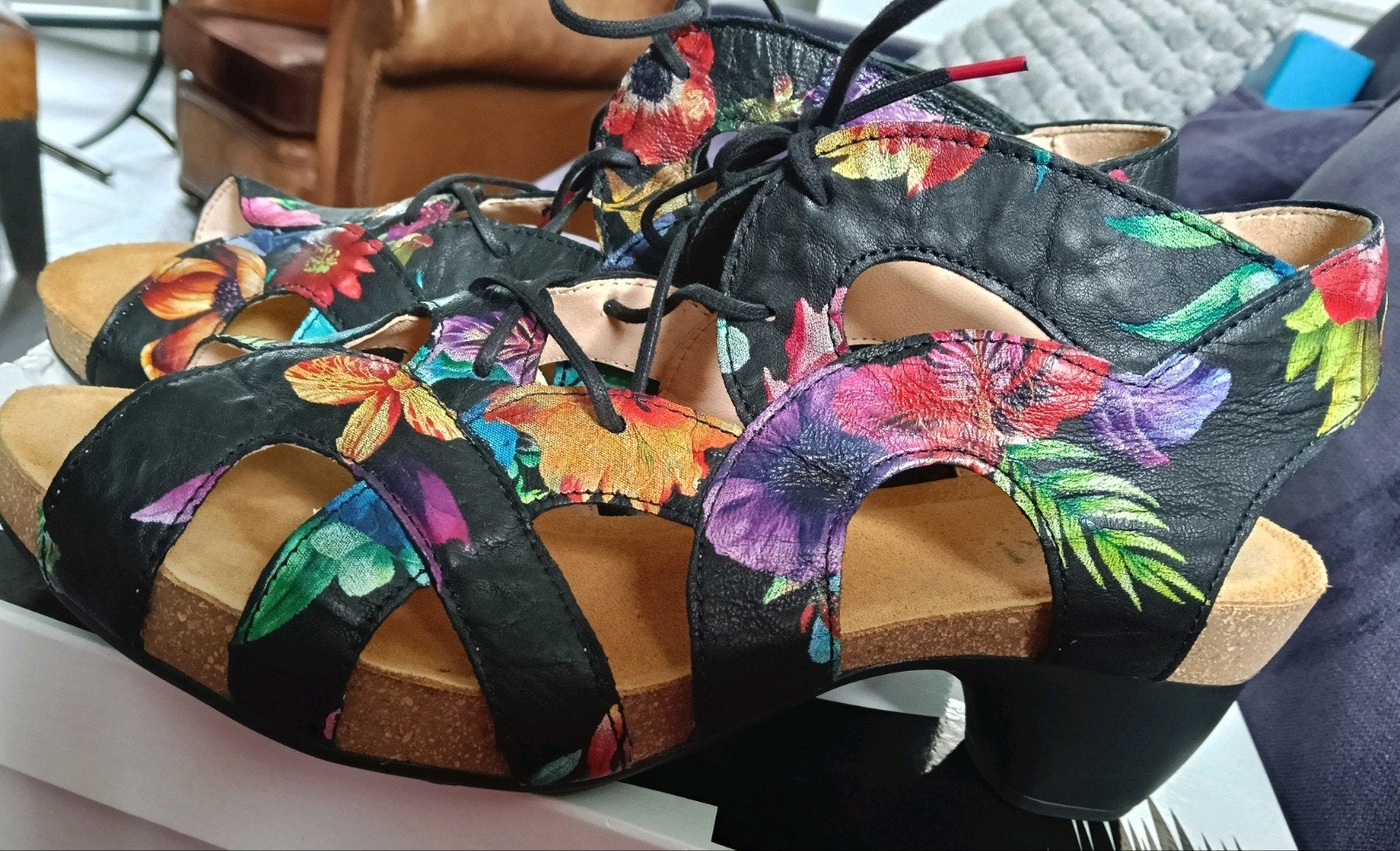 Think! Sandalen Maat 42 - Zo goed als nieuw, Overige kleuren, Think!, Zo goed als nieuw, Sandalen of Muiltjes