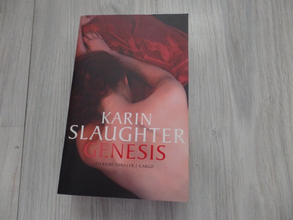 Karin Slaughter Genesis, Ophalen of Verzenden, Zo goed als nieuw, Karin Slaughter, Amerika