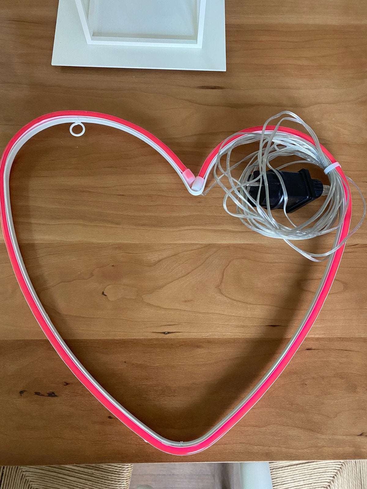 Neonlamp hart, Ophalen, Zo goed als nieuw, E27 (groot)
