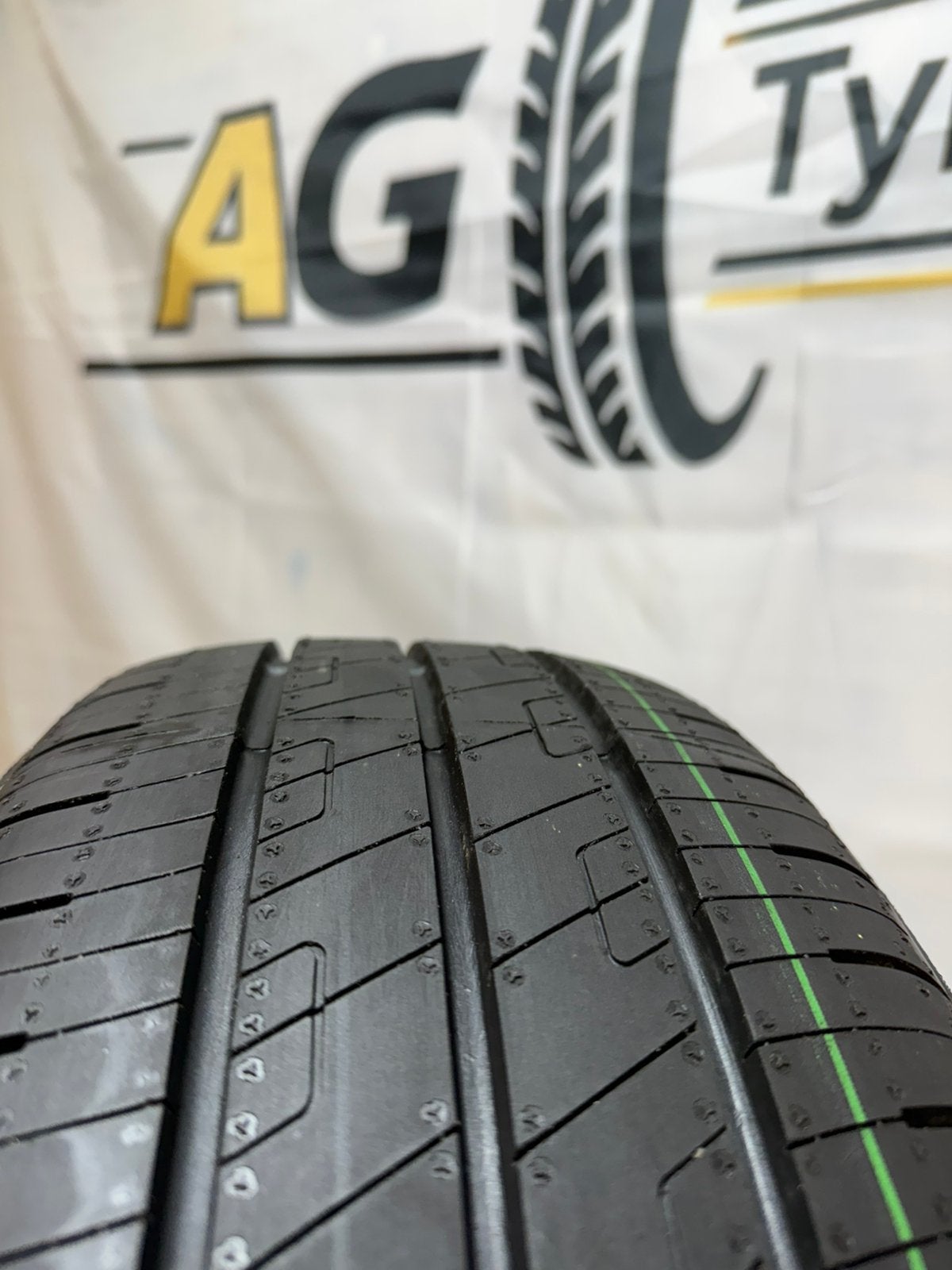 4x 205 45 R17 88V Goodyear Efficientgrip Performance Nieuw, Nieuw, 17 inch, Band(en), Personenwagen