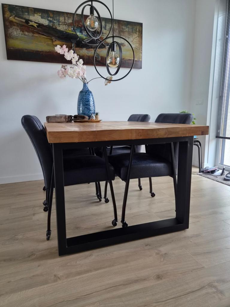 Mango houten tafel met stalen poten, Huis en Inrichting, Tafels | Eettafels, Zo goed als nieuw, 150 tot 200 cm, Rechthoekig, 50 tot 100 cm