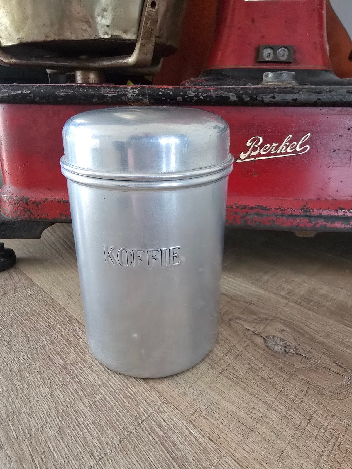 Vintage antieke jaren 50 KOFFIE BUS TOPSTAAT €8.50, Verzamelen, Blikken, Ophalen of Verzenden, Zo goed als nieuw, Koffie