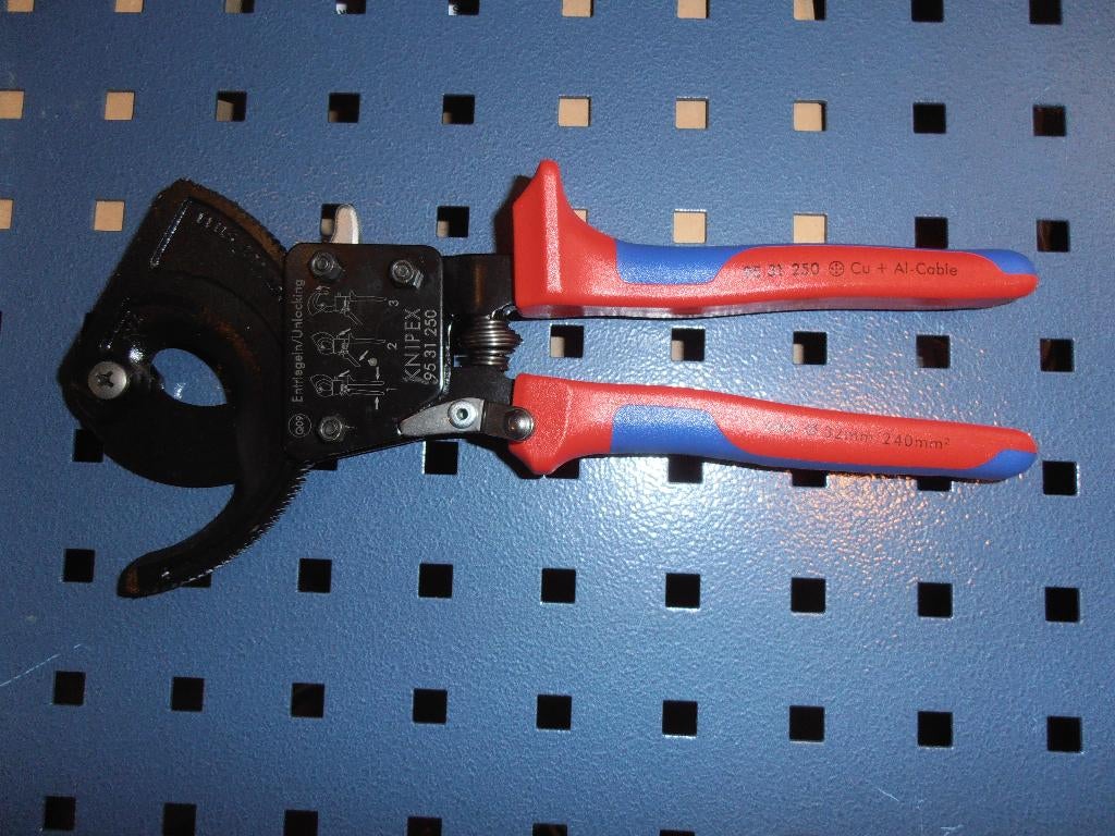 Nieuwe Knipex ratel kabelschaar type 95 31 250., Ophalen of Verzenden, Nieuw