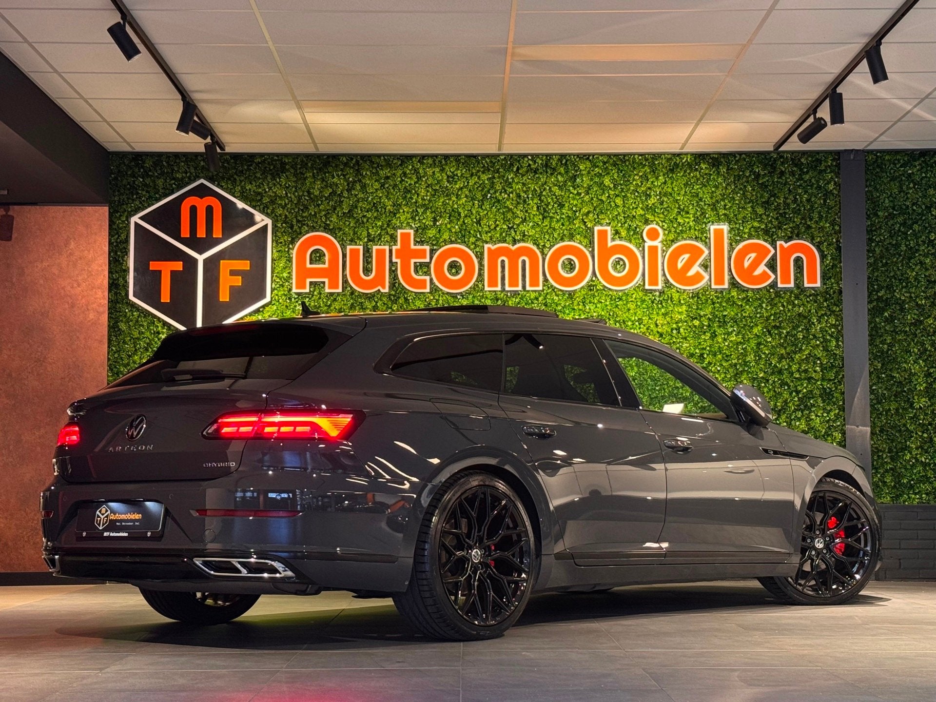 Volkswagen Arteon Shooting Brake 1.4 TSI eHybrid 3x R-LINE 2, Auto's, Dealer onderhouden, Arteon, Gebruikt, 4 cilinders