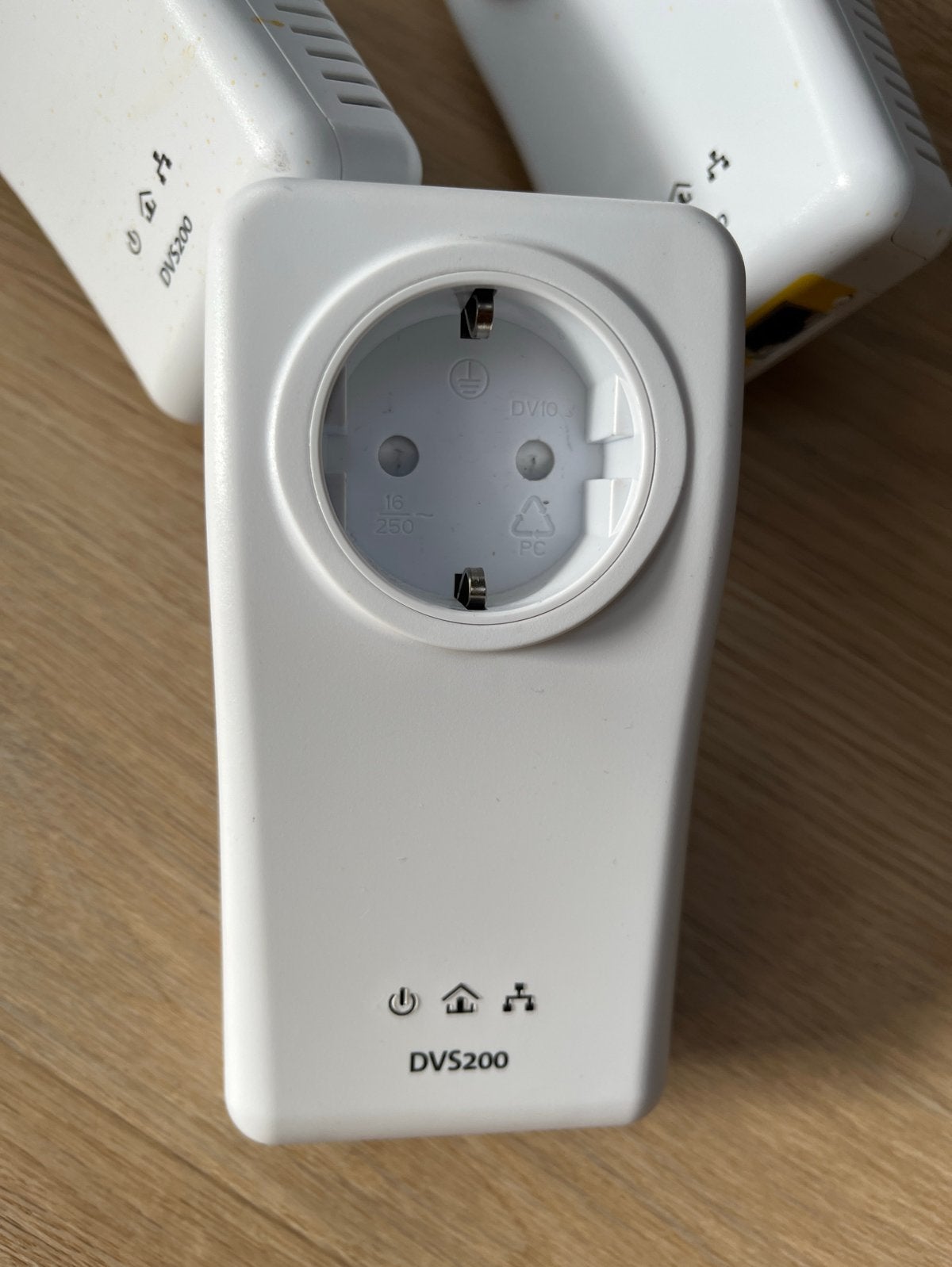 3x DVS200 Devolo Powerline Adapters, Ophalen, Gebruikt