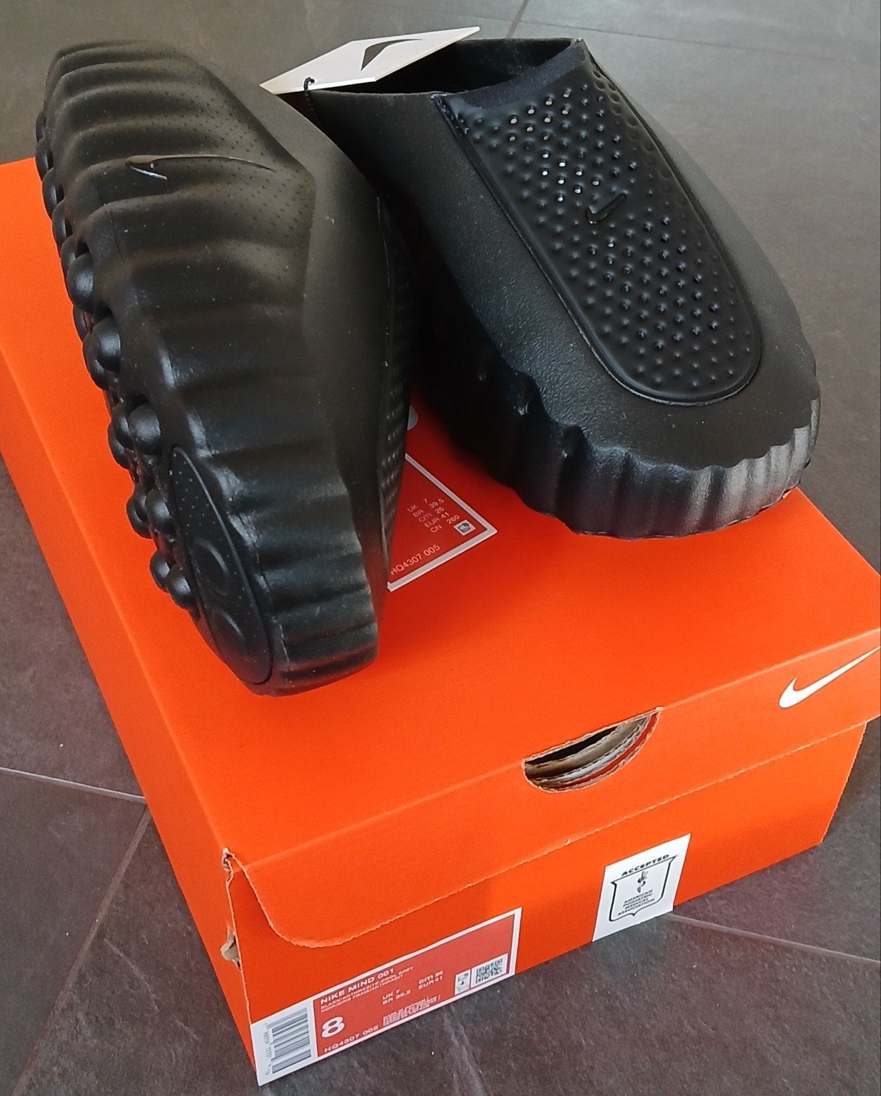 Nike Mind 001 triple black maat 41 Nieuw, Ophalen of Verzenden, Nieuw, Zwart, Algemeen