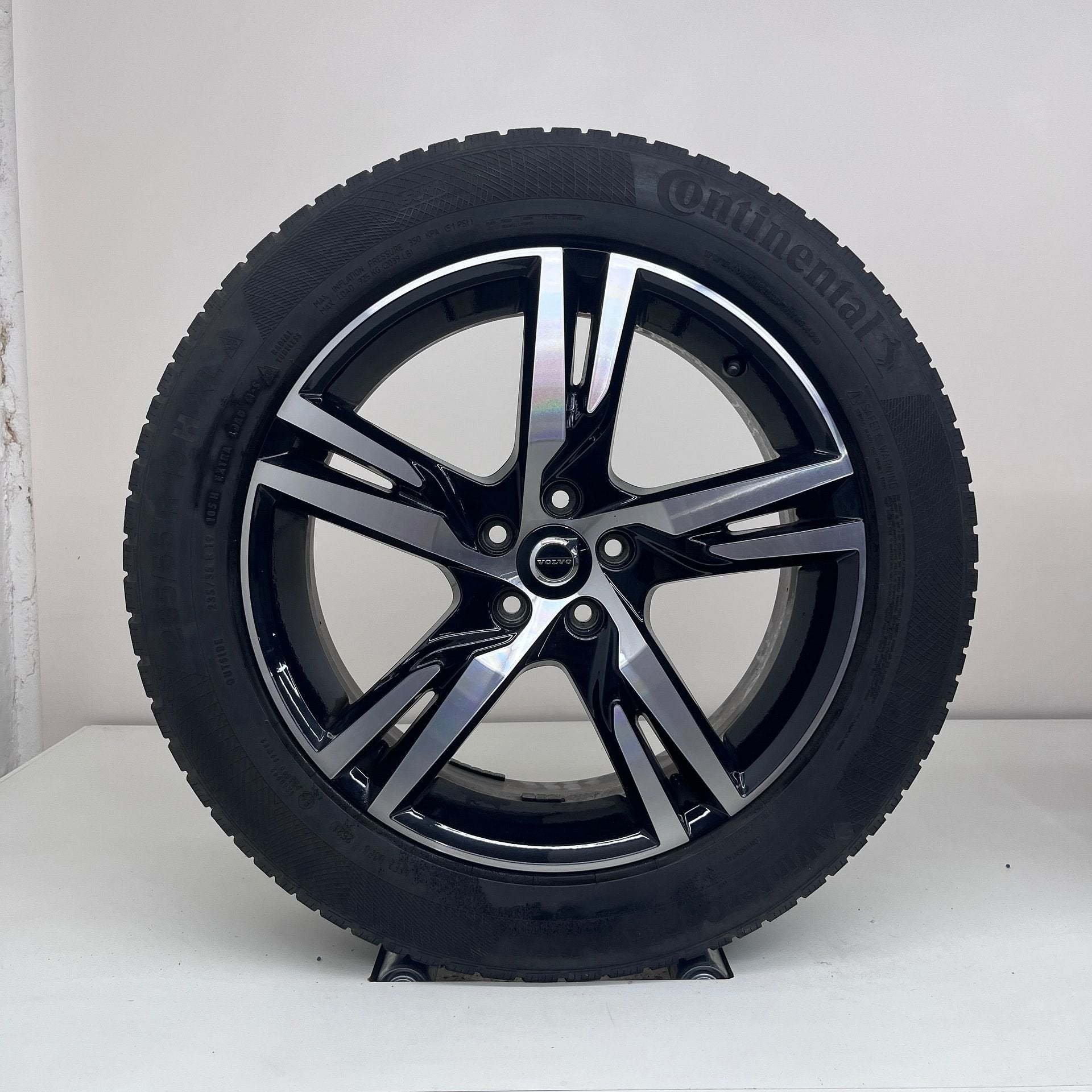 Volvo XC60 - 19 inch - winterbanden, 19 inch, Gebruikt, Banden en Velgen, 235 mm