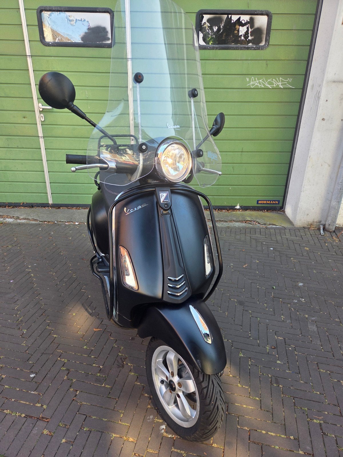 Vespa Sprint 2015 - Zo goed als nieuw, met alarm!, Ophalen, Overige modellen, Zo goed als nieuw