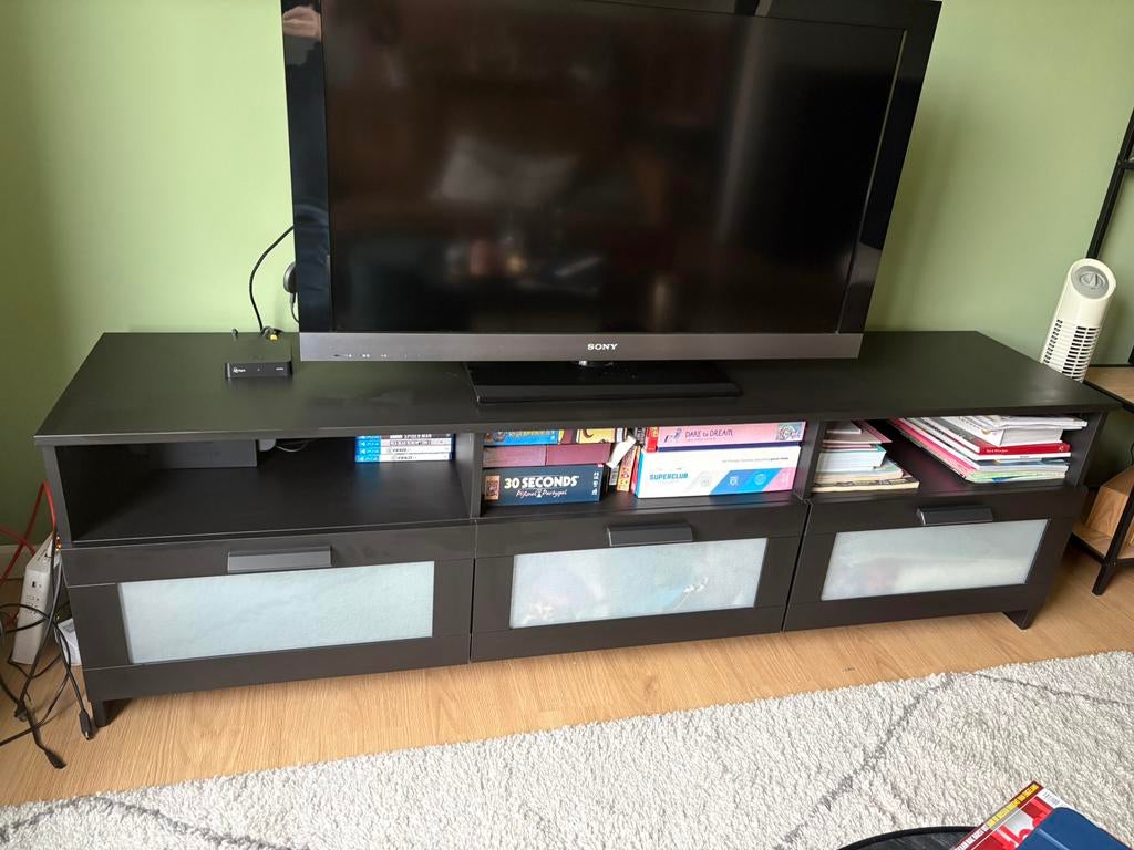Zwart ikea brimnes tv meubel, Huis en Inrichting, Ophalen, 150 tot 200 cm, Zo goed als nieuw, Minder dan 100 cm