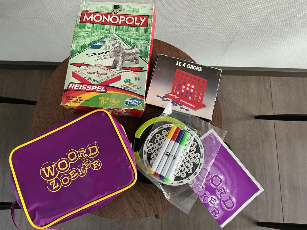 Woordzoeker / monopoly/ 4 op een rij reisformaat, Ophalen of Verzenden, Gebruikt, Overige typen