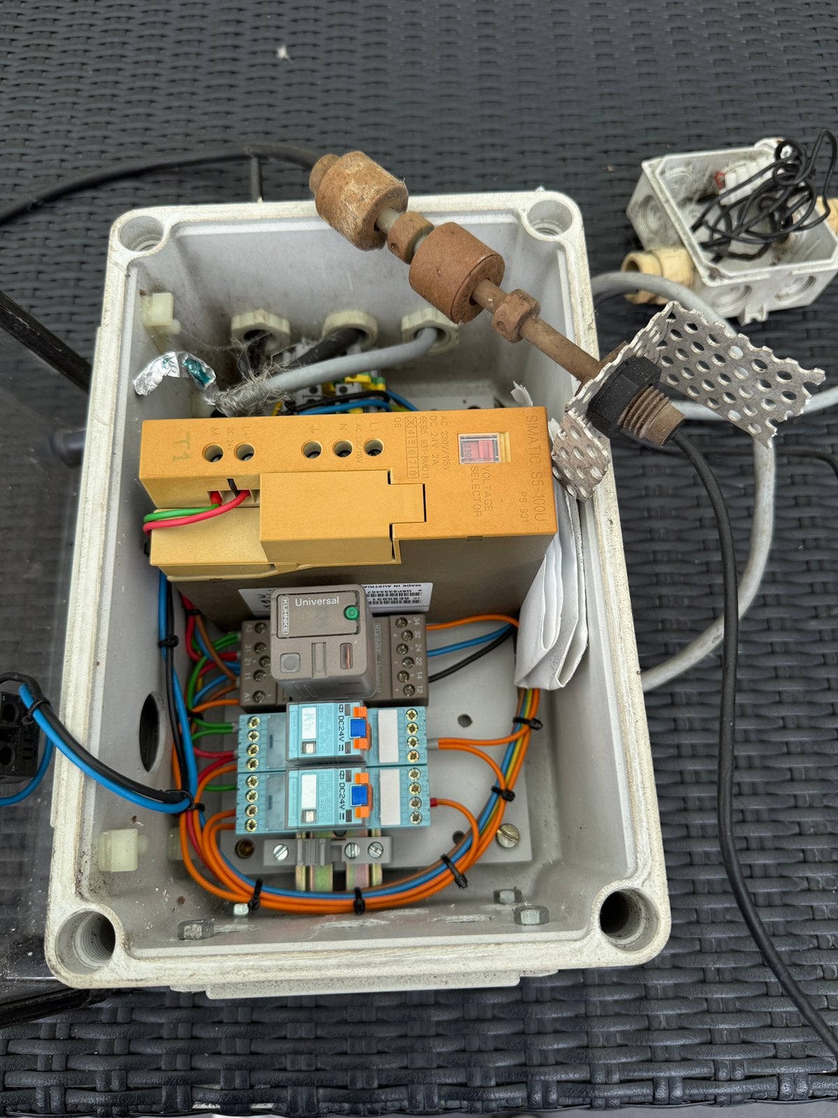 Elektrische Waterniveauregelaar (Vijver/Zwembad), Ophalen of Verzenden, Gebruikt, Overige typen