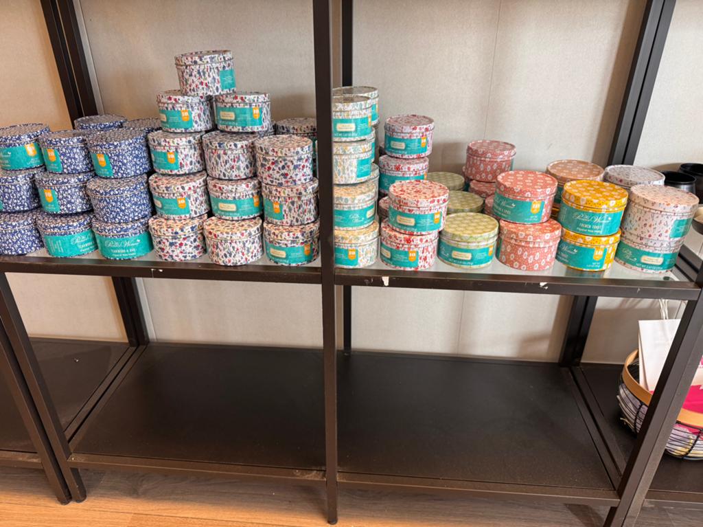 90 blikjes met  amberblokjes/ waxblokjes roosjes, Ophalen of Verzenden, Zo goed als nieuw