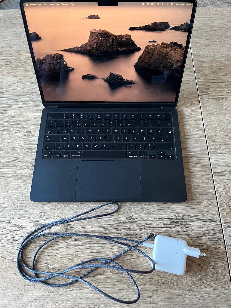 Apple MacBook Air 13” 2022 M2 – 8GB RAM – 256GB SSD, Ophalen, 256 GB, Qwerty, 8 GB