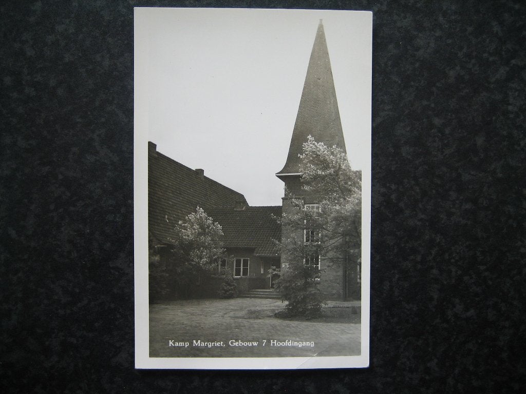 WEZEP kamp Margriet Gebouw 7 hoofdingang 1953, Ophalen of Verzenden, 1940 tot 1960, Gelderland